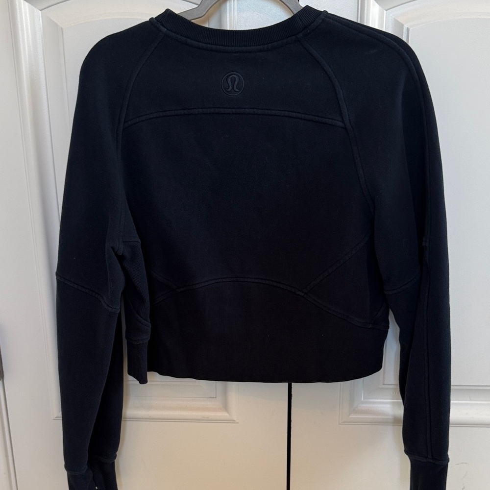 Lululemon Woman’s Navy Blue Cropped Logo Crewneck Sweatshirt Size XS/S - Picture 4 of 6